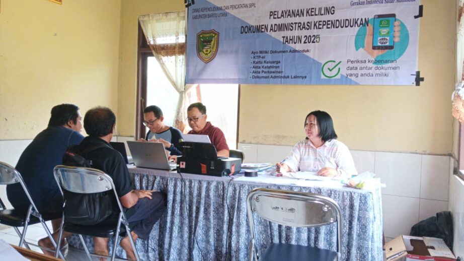 PELAYANAN ADMINDUK JEMPUT BOLA: MUDAHKAN AKSES MASYARAKAT DI KECAMATAN